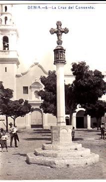 LA CRUZ DEL CLAUSTRO  DE ORIHUELA (ALICANTE)