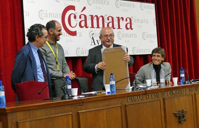 CON LA ABSTENCIÓN DEL PP, GUTIÉRREZ ROBLEDO, NOMBRADO CRONISTA OFICIAL DE EL BARCO DE ÁVILA