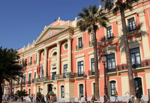 UN NUEVO REGLAMENTO ACTUALIZARÁ LOS CRITERIOS PARA LA CONCESIÓN DE HONORES EN EL AYUNTAMIENTO DE MURCIA