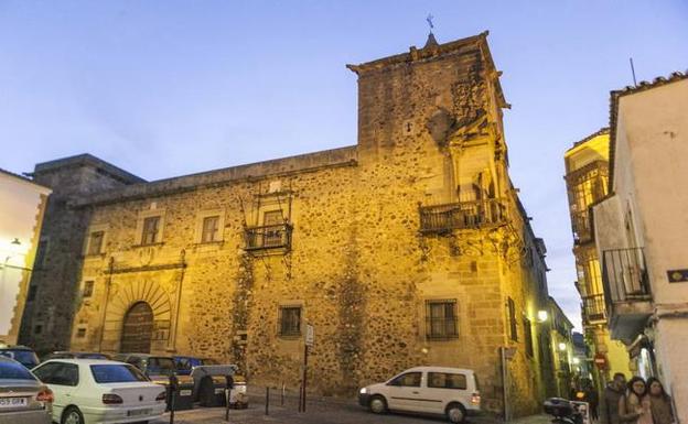 EL PALACIO DE GODOY