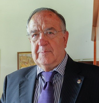 EL BAILENENSE D. GUILLERMO SENA MEDINA, CRONISTA OFICIAL DE LA REAL CAROLINA DESDE 1986, HA SIDO NOMBRADO “HIJO ADOPTIVO” DE LA CAROLINA EL 12/II/2019