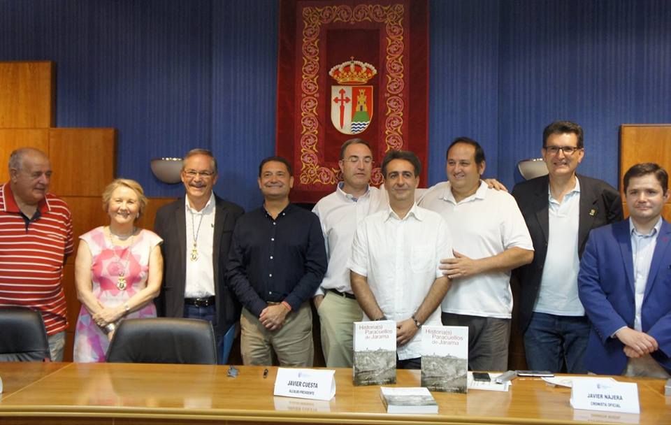 PRIMERA CELEBRACIÓN CON CRONISTAS OFICIALES DE MADRID DE LOS 650 AÑOS DE LA CESIÓN DECOBEÑA (MADRID) A LA FAMILIA DE LOS MENDOZA