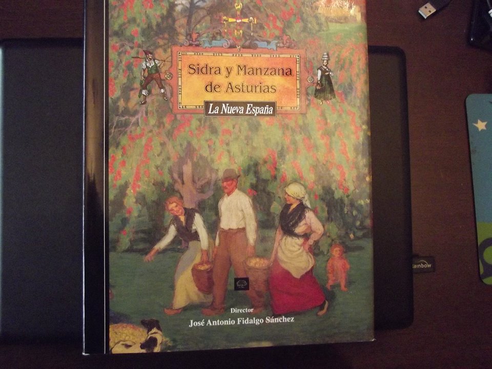 UN PAR DE «LIBRINOS» PARA SUMAR AL HOMENAJE
