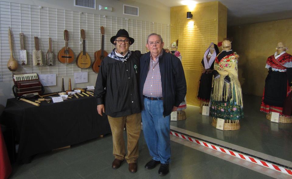 QUÉ MANERA DE DISFRUTAR, AMIGO