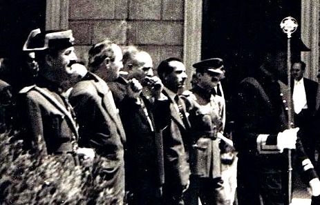 TOMA DE POSESION Y JURAMENTO DEL MÉDICO Y CONCEJAL MANUEL RODRÍGUEZ BERMEJO EN 1955