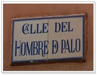 EN LA CALLE DEL HOMBRE PALO