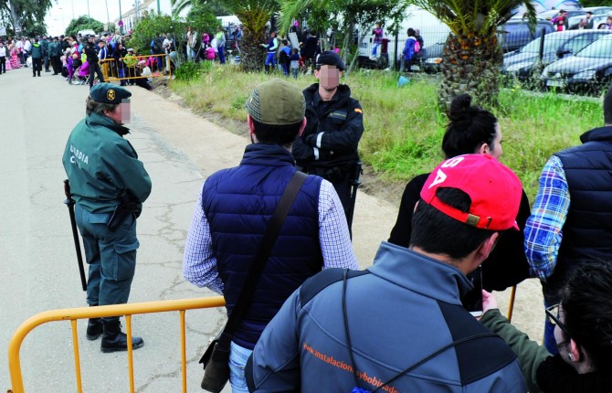 LA COFRADÍA DE LA MORENITA ESTUDIA UN CAMBIO DE FECHA • LAS ELECCIONES GENERALES COINCIDIRÁN CON LA CELEBRACIÓN RELIGIOSA