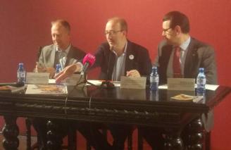 LA UNIVERSITAT DE VALENCIA CONCLUYE LA HISTORIA DE ALZIRA TRAS 3 AÑOS DE TRABAJO DE 50 EXPERTOS • EL ESTUDIO IMPULSADO POR EL AYUNTAMIENTO SE EDITARÁ EL AÑO PRÓXIMO CON DOS VOLÚMENES