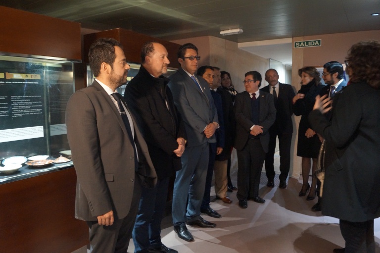 LA FEDERACIÓN NACIONAL DE ASOCIACIONES DE CRONISTAS MEXICANOS OTORGA LA MEDALLA DE PLATA AL AYUNTAMIENTO DE ORIHUELA