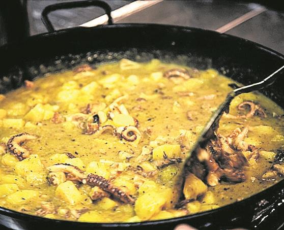 LA LONJA ES LA DESPENSA QUE MEJOR DEFINE LA COCINA LOCAL DE PEÑÍSCOLA (CASTELLÓN) • LAS CREACIONES MARINERAS SUPONEN UNO DE LOS ALICIENTES EN LAS CARTAS