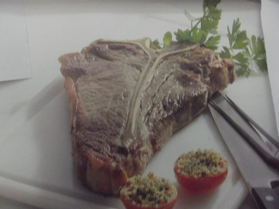 HISTORIAS DEL T-BONE Y DEL PETERHOUSE