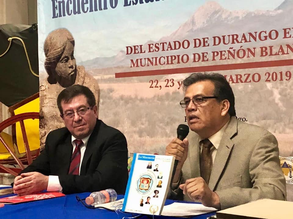 MANUEL GONZÁLEZ RAMÍREZ, CRONISTA DEL ESTADO DE ZACATECAS, Y JOSÉ ARTURO CASTILLO RAMÍREZ, CRONISTA DE RIO GRANDE (MÉXICO), PARTICIPAN EN EL ENCUENTRO ESTATAL DE CRONISTAS MUNICIPALES