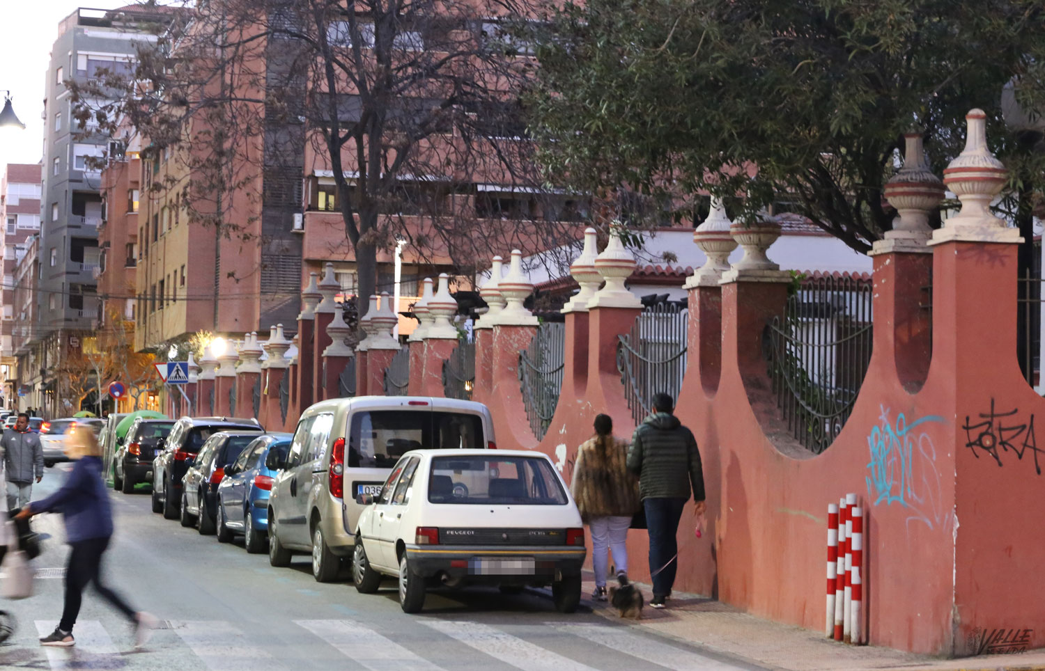 ELDA (ALICANTE) SE PLANTEA DERRIBAR PERTE DEL MURO DEL JARDÍN DE LA MÚSICA
