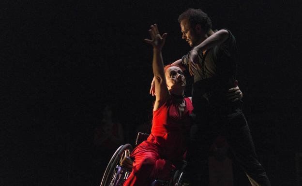 INAUGURADA LA EXPOSICIÓN DEL XI CONCURSO DE FOTOGRAFÍA SOBRE HUMANIZACIÓN ASISTENCIAL HOSPITAL SAN JUAN DE DIOS DE LEÓN • SE ENCUENTRA EN EL PASILLO DE LA CONCEJALÍA DE CULTURA DEL AYUNTAMIENTO DE SAN MARCELO Y SE PUEDE VISITAR HASTA EL 18 DE MARZO