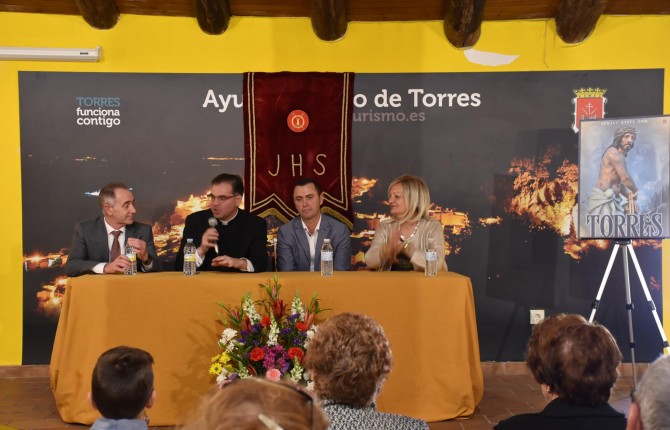 TORRES (JAÉN) YA TIENE CARTEL DE SEMANA SANTA