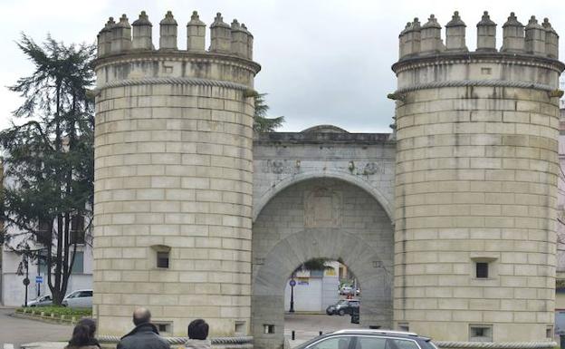 EL ÍNDICE DE BADAJOZ • EL LEÓN Y LA COLUMNA