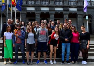 JÓVENES EUROPEOS ANALIZAN EL MERCADO DE TRABAJO DE LA ISLA DE GRAN CANARIA