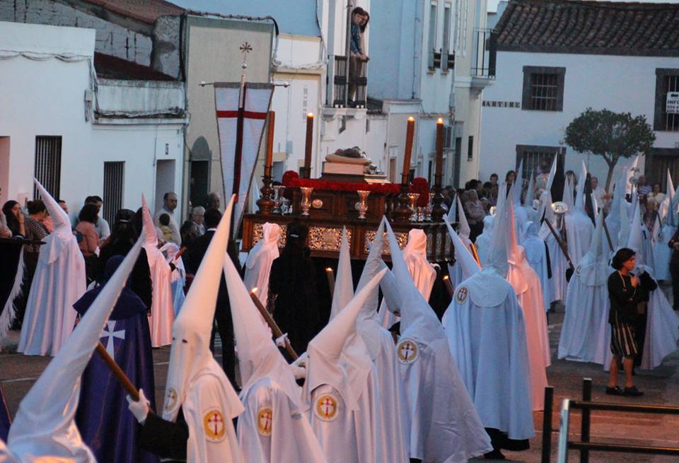 UN TIEMPO PARA LA DERROTA, LA VERDAD Y EL TRIUNFO