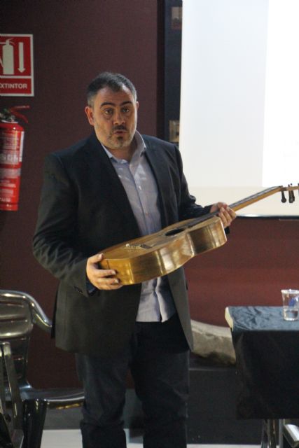 PINTURA, TROVOS PARA CELEBRAR «LA NOCHE DE LOS MUSEOS» EN SAN PEDRO DEL PINATAR (MURCIA) • EL MUSEO BARÓN DE BENIFAYÓ Y EL CENTRO DE OCIO, SE SUMARON AL EVENTO CULTURAL