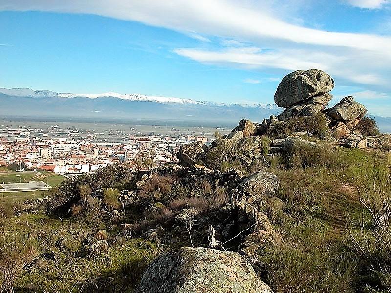NUESTRA PIEDRA CABALLERA