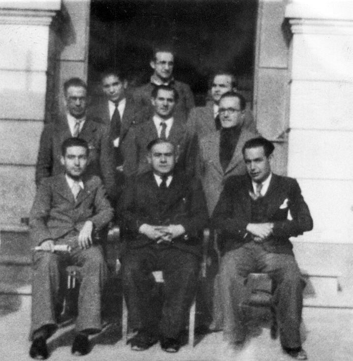 LAS ESCUELAS PROFESIONALES DE LA SAGRADA FAMILIA, LOS JESUITAS EN VILLANUEVA DEL ARZOBISPO. INICIO DE LAS CLASES. LA ESCUELA DE MAGISTERIO (III)