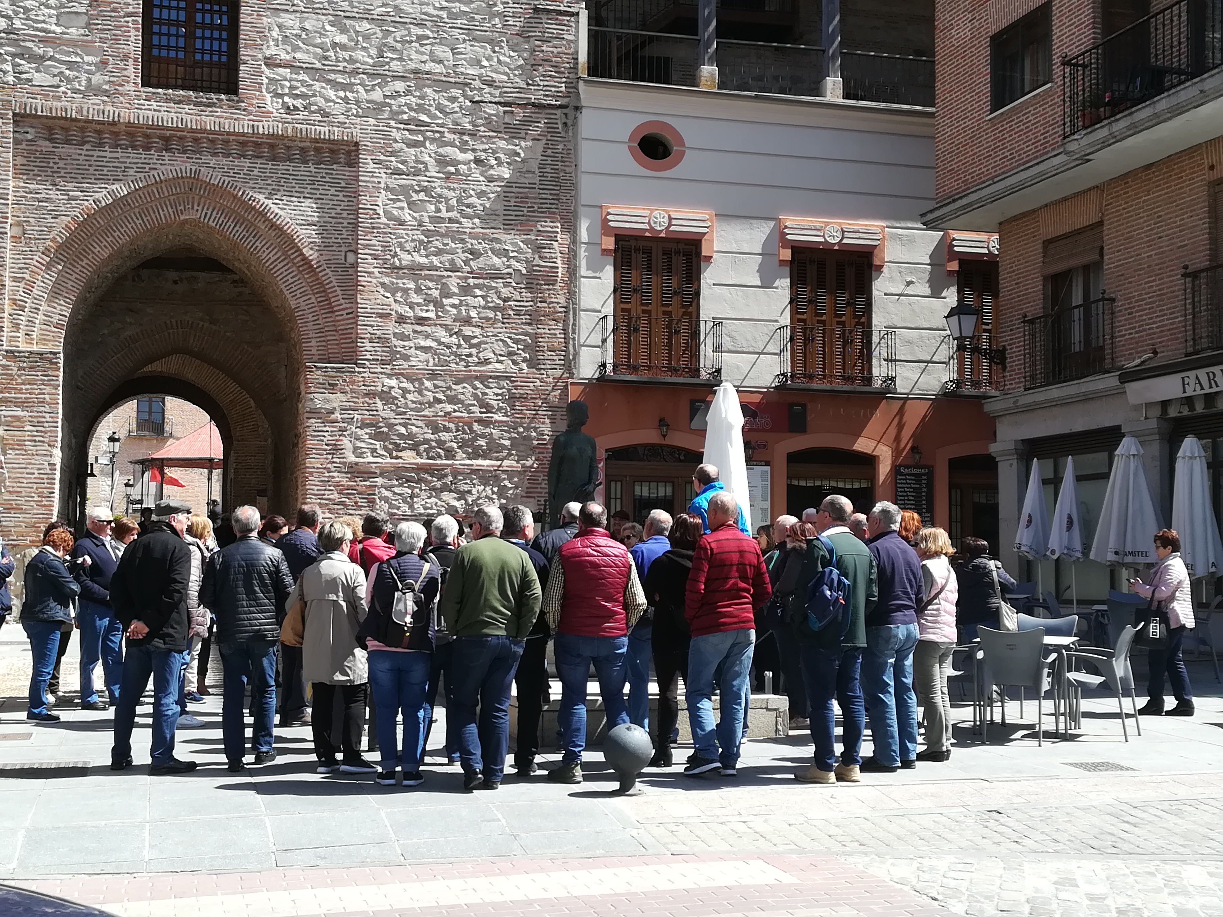 SUCESIÓN DE VÉRTIGO ENSOÑADOR