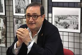 EL VIERNES DÍA 3 PRESENTAMOS EN LA CASA DE LA CULTURA DE PUEBLA DE LA CALZADA (BADAJOZ) EL LIBRO DEL CRONISTA OFICIAL  JUAN MONZÚ ‘LA VOZ ABIERTA’