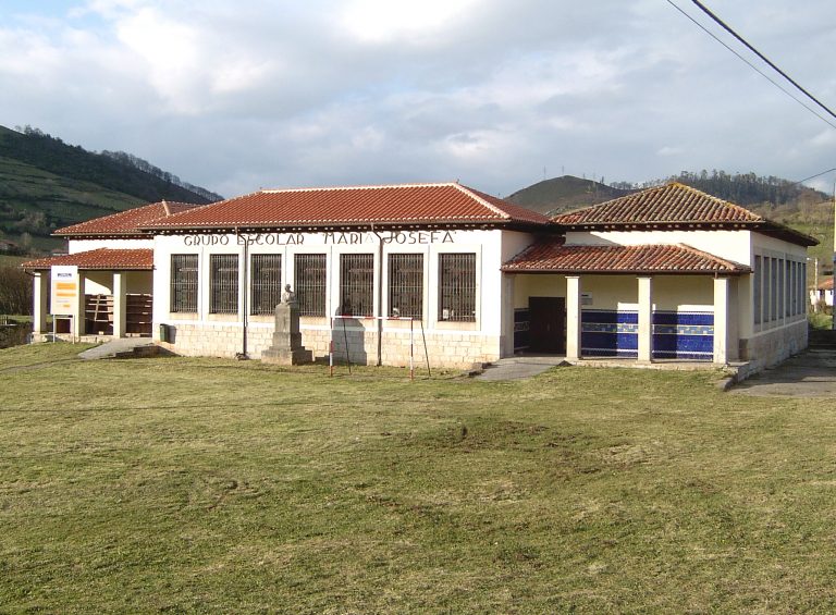 EL GRUPO IDEAS Y TEKILA EN LAS FIESTAS DE SAMA DE GRADO (ASTURIAS) • HOY COMIENZA LA PRIMERA VERBENA, TAMBIÉN CON EL DÚO AROMAS, Y EL DOMINGO HAY UNA CORDERADA A LA ESTACA EN EL PRAO DE LA FIESTA