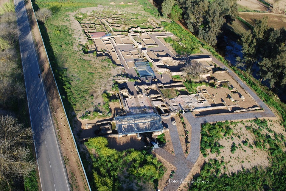 LOS PAREDONES DE TORREÁGUILA