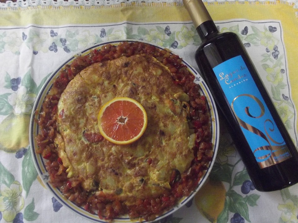 UNA TORTILLA-MERIENDA PARA UNA PROCESIÓN QUE NO FUE, PERO SÍ