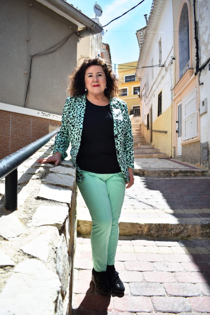 LA HISTORIA DE PETRER DE CRÓNICA EN CRÓNICA • LA HISTORIADORA LOCAL ESTÁ A PUNTO DE CUMPLIR UN CUARTO DE SIGLO COMO CRONISTA OFICIAL