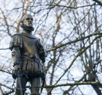 LA EXPOSICIÓN DEL QUINTO CENTENARIO DEL ADELANTADO SE TRASLADA A LA CARRIONA