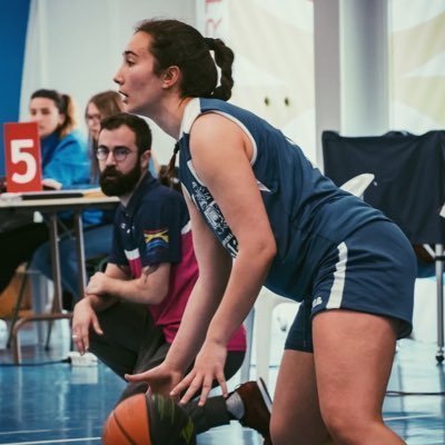 EN LA FIESTA LITERARIA DE LA MAR LA NAVIEGA ANDREA RODRÍGUEZ REGODESEVES RECIBIRÁ EL PREMIO COMO GANADORA DEL CONCURSO LITERARIO “CUDILLERO, EL PESCADOR Y LA MAR”