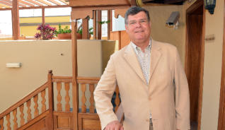 EL CRONISTA OFICIAL DE TELDE (CANARIAS), ANTONIO GONZÁLEZ PADRÓN, OFRECE UN RECORRIDO ARTÍSTICO POR EL CASCO