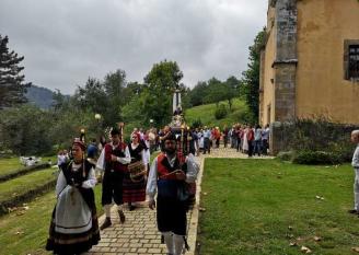 EXITOSA CELEBRACIÓN DE LA FIESTA DE LA VIRGEN DEL CAMINO EN MARTIMPORRA