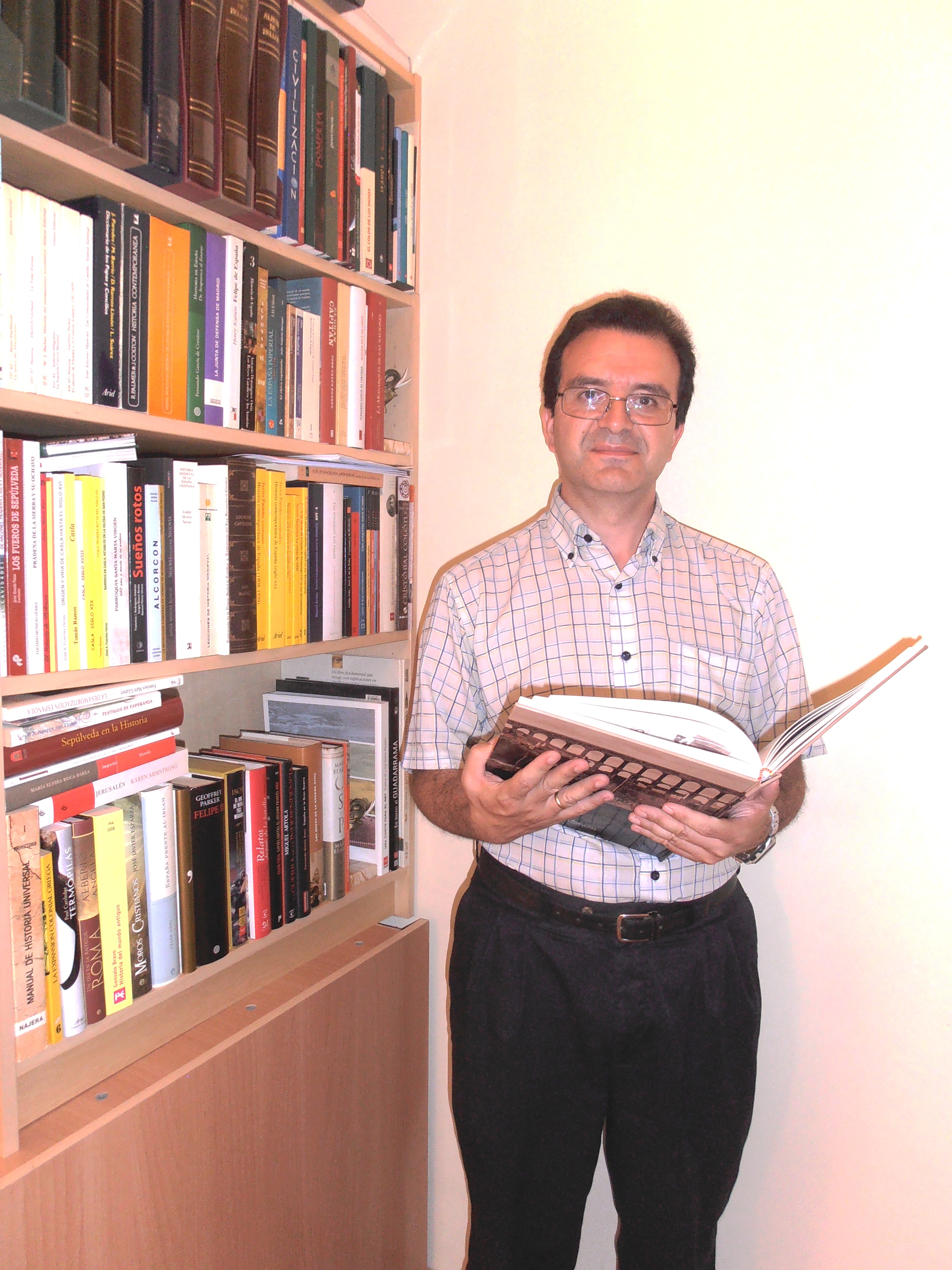 FIESTAS DE LA VIRGEN DE LA ESTRELLA CON PREGONERO, REINA Y DAMAS DE HONOR