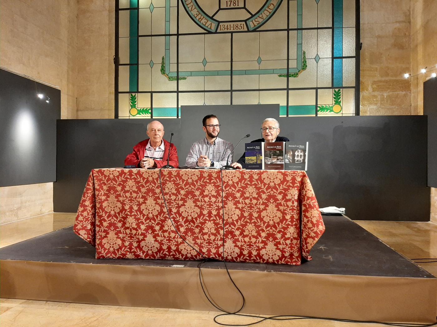 PRESENTADO EL CONGRESO ALCALÁ LA REAL ESTUDIOS 4, QUE SE CELEBRARÁ EL VIERNES, 25 Y SÁBADO, 26, EN HOMENAJE A ANTONIO HEREDIA • LA CIUDAD CELEBRA 40 CONGRESOS EN 28 AÑOS