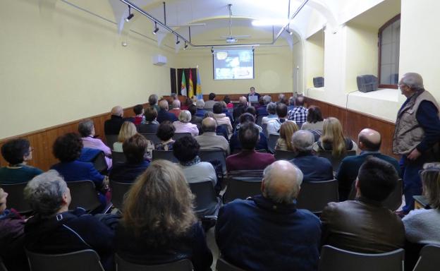 LAS ENSEÑANZAS MEDIAS, PROTAGONISTAS DE LOS COLOQUIOS HISTÓRICOS DEL CAMPO ARAÑUELO • SE CELEBRARÁN DEL 18 AL 28 PRÓXIMOS CON CINCO PONENCIAS A CONCURSO, DOS SIN OPCIÓN A PREMIO Y UN DOCUMENTAL