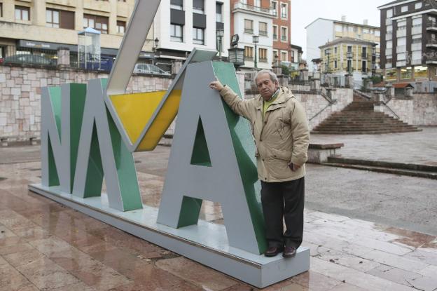 LEOCADIO REDONDO ESPINA, CRONISTA OFICIAL DE NAVA (ASTURIAS): «NAVA ES LO MÁS GRANDE PARA MÍ»