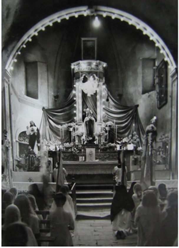 EXTINTO ALTAR MAYOR DE LA PARROQUIA DE SANTA ELENA DE LA CRUZ
