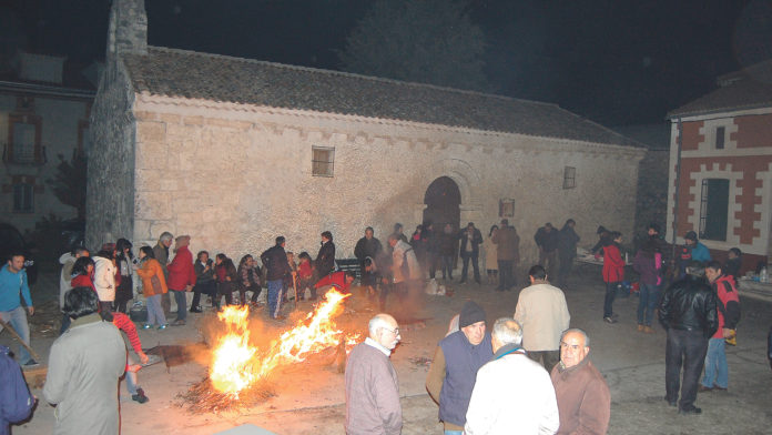 LA LUMINARIA DE SANTA BRÍGIDA, EN FUENTEPIÑEL