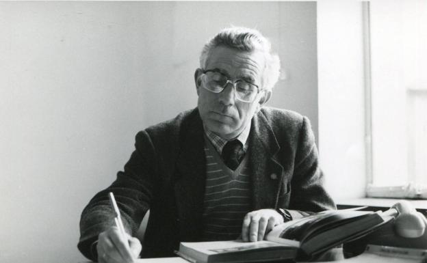 AYUNTAMIENTO Y ATENEO RINDEN HOMENAJE A BENITO MADARIAGA, CRONISTA OFICIAL DE SANTANDER