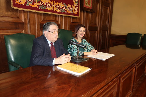 EL CRONISTA OFICIAL DE TERUEL DICE QUE LA CIUDAD REGISTRA CADA AÑO MAYOR ACTIVIDAD Y SUSCITA MÁS INTERÉS