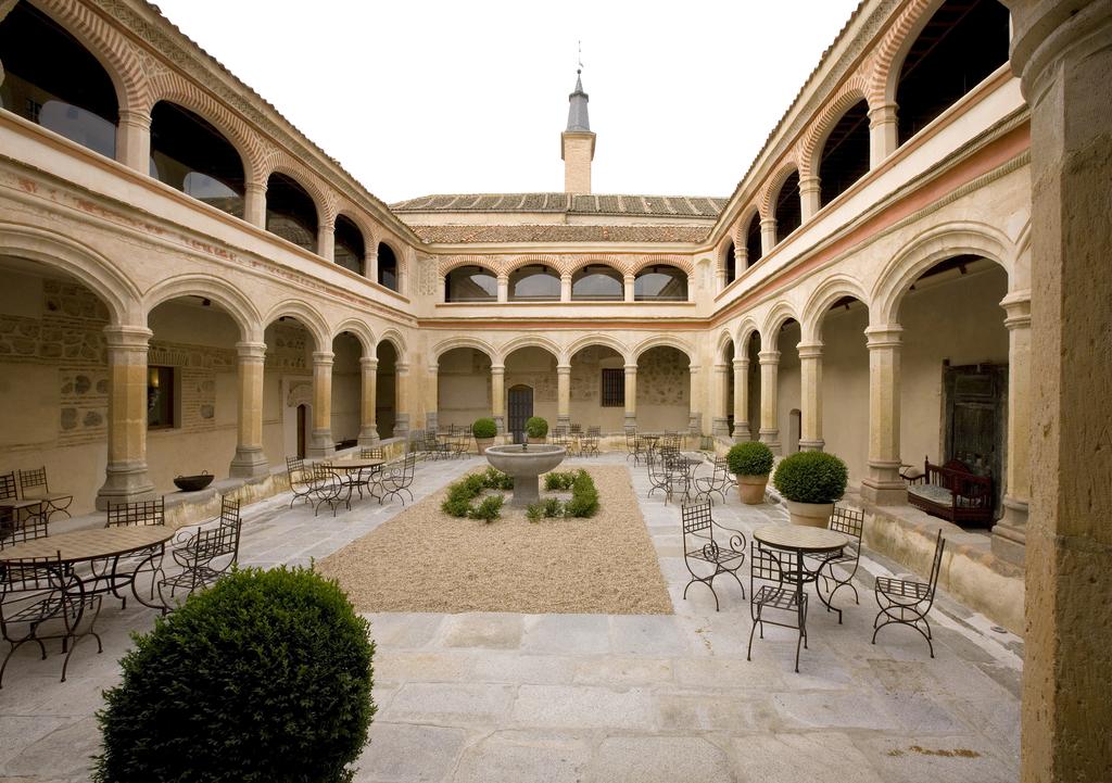 EL AULA DE CULTURA HONTANAR, HA ORGANIZADO UN CICLO DE CONFERENCIAS DENOMINADO «HISTORIA Y PATRIMONIO SEGOVIANOS»