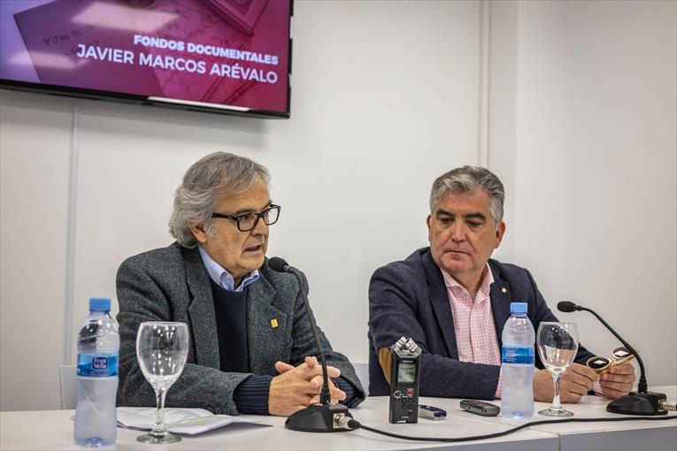 DONACIÓN PARA LA INVESTIGACIÓN DE LA CULTURA EXTREMEÑA: EL PROFESOR JAVIER MARCOS ARÉVALO DONA FONDOS A LA FUNDACIÓN CB