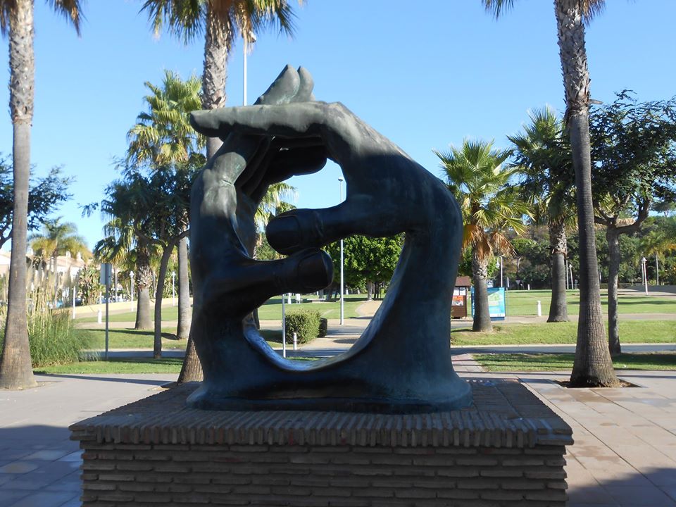 A PROPÓSITO DEL DIA INTERNACIONAL DE LA MUJER. «SUS MANOS»