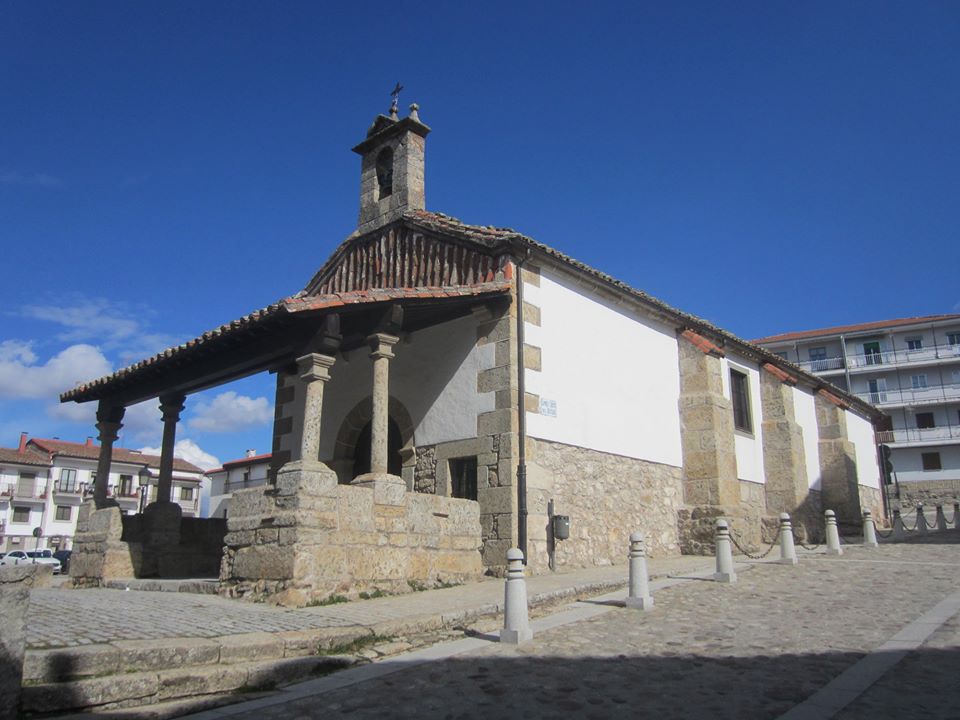 UN PASEO POR CANDELARIO. TIERRA DEL EMBUTIDO