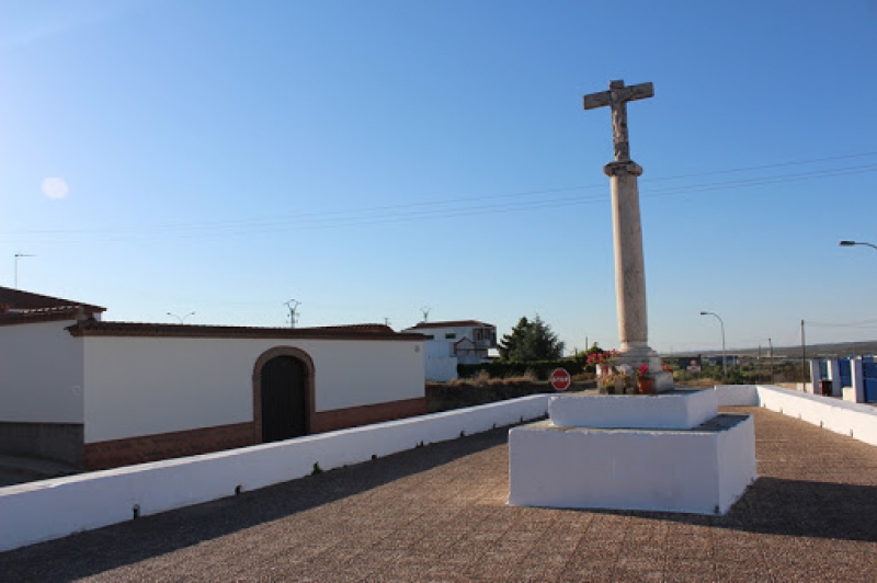 EL CRONISTA OFICIAL DE FUENTE DEL MAESTRE (BADAJOZ) RECUERDA LA VENERACIÓN A LA `CRUZ DE MAYO´ EN LA LOCALIDAD