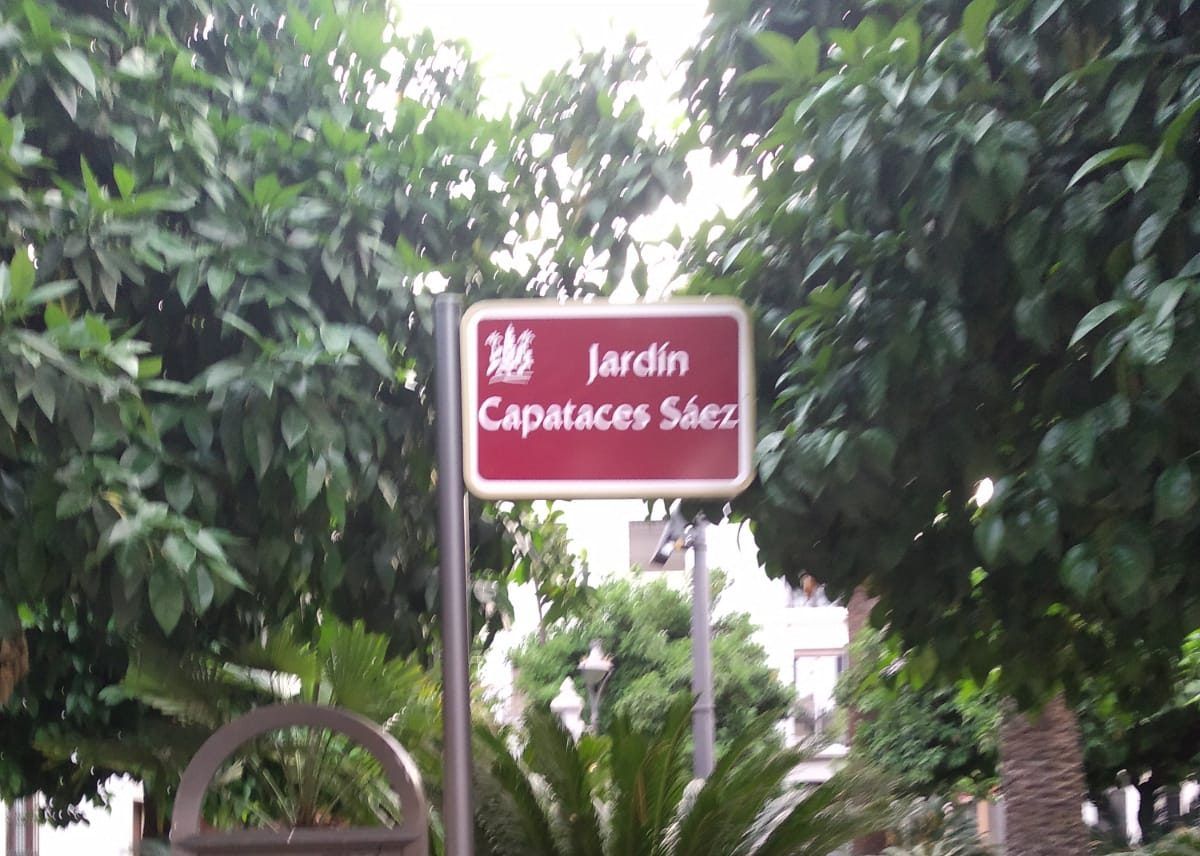 LA FAMILIA DE CAPATACES SÁEZ YA TIENE SU PLAZA • LA INCIDENCIA DE LOS SÁEZ EN LA SEMANA SANTA DE LA CAPITAL Y EN EL APARTADO SOCIAL DE CÓRDOBA FUE CAPITAL DURANTE BUENA PARTE DEL SIGLO XX