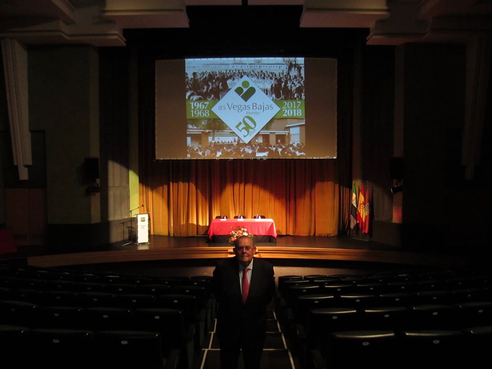 RECUERDOS EN TIEMPOS CORONAVIRUS (8). 50 AÑOS DEL IES VEGAS BAJAS